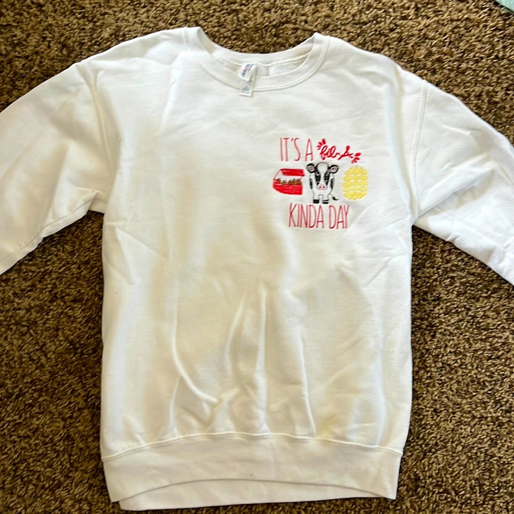 white chick fil a sweatshirt